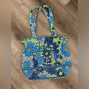 Vera Bradley Doodle Daisy Tote blue green